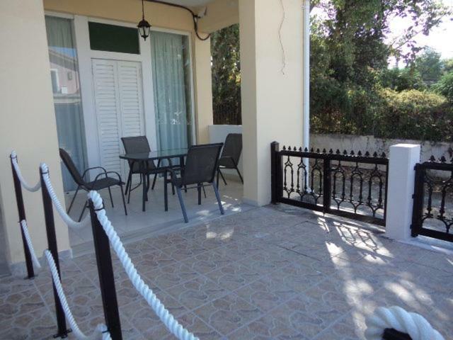 Katerina Apartments Near The Sea Agios Sostis  المظهر الخارجي الصورة